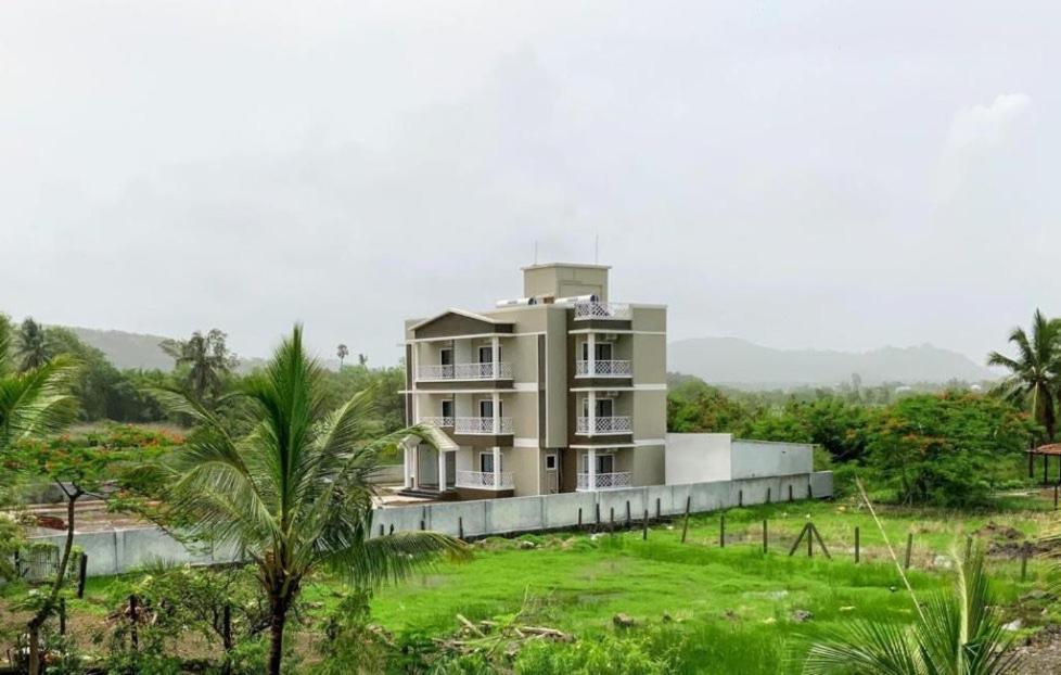 Hotel Winds N Waves Alībāg Exterior foto
